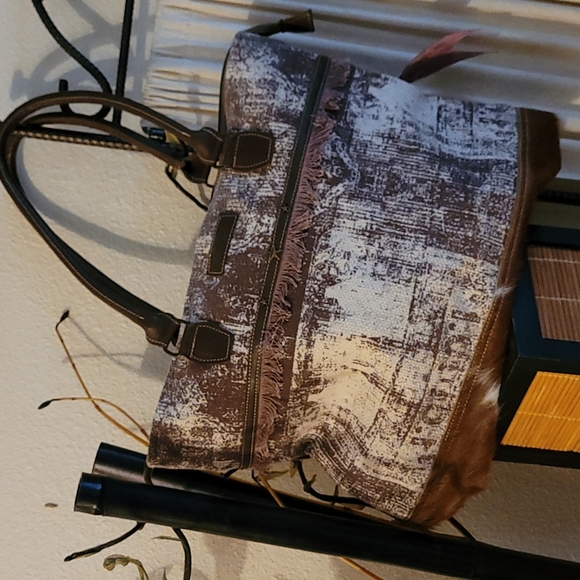 MYRA LARGE MULTI UNIQUE HANDBAG - Picture 16 of 16